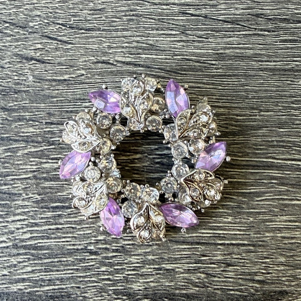 Vintage Rhinestone & Amethyst Navette Wreath Brooch Rhinestone Leaves
